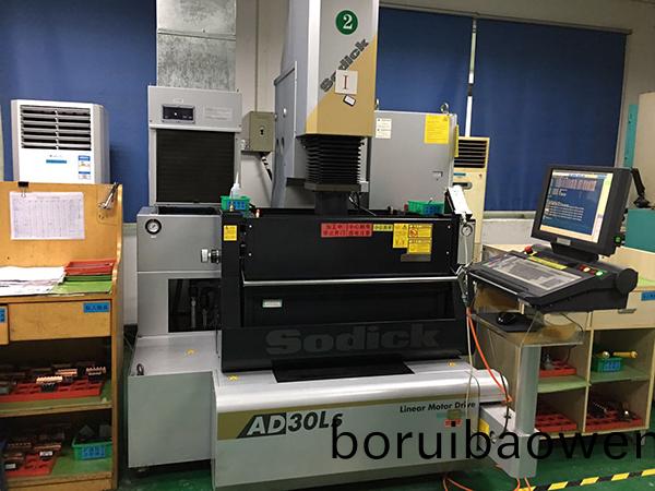 糢具(ju)零配件(jian)加工機(jī)(ji)器