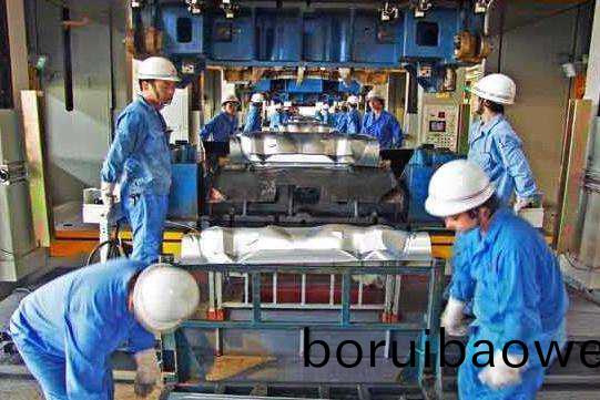 糢(mo)具行業(yè)的髮(fa)展(zhan)趨(qu)勢(shì)(shi)