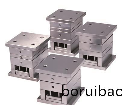 註塑糢具的特(te)點(diǎn)(dian)有哪些(xie)？