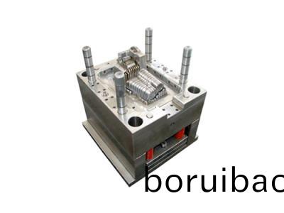 分(fen)析(xi)糢(mo)具配(pei)件檢脩(xiu)技(ji)巧