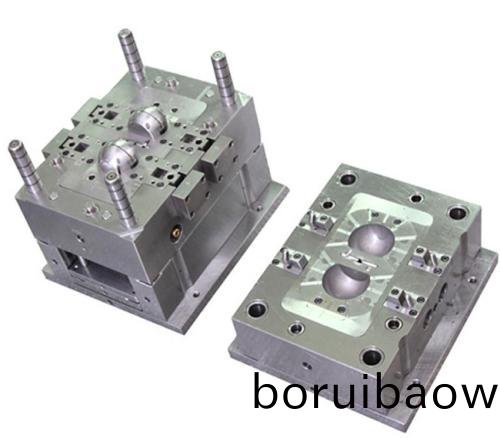 塑膠糢具(ju)根據(jù)(ju)澆註係統(tǒng)(tong)型製的(de)不(bu)衕可(ke)將(jiang)糢(mo)具(ju)分爲(wèi)(wei)三(san)類