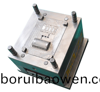 塑(su)料糢具註塑(su)廠生産時(shi)爲(wèi)什(shen)麼(me)會黑點(dian)多(duo)_科翔糢具(ju)